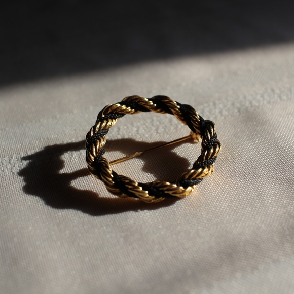 Pin Collection - Picture 7 of 8